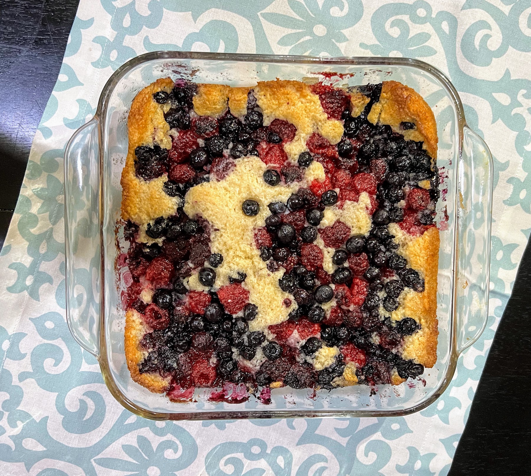 Easy Berry Cobbler - Happy Food by Nancy